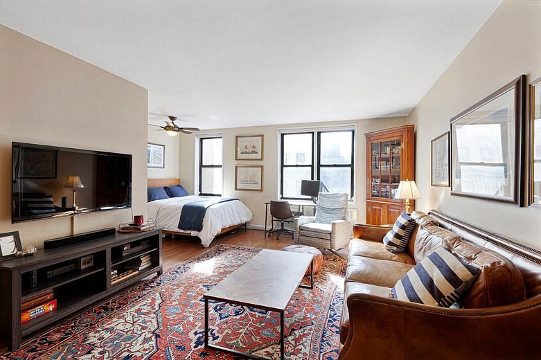 229 East 28th Street #4D