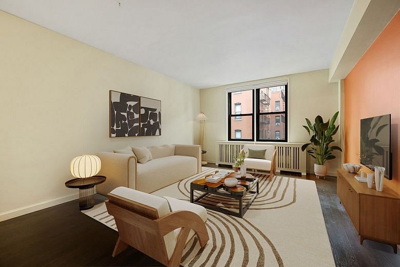 229 East 28th Street #4M