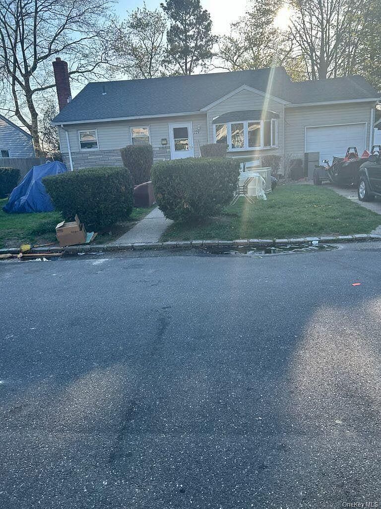 229 Sylvester Streets