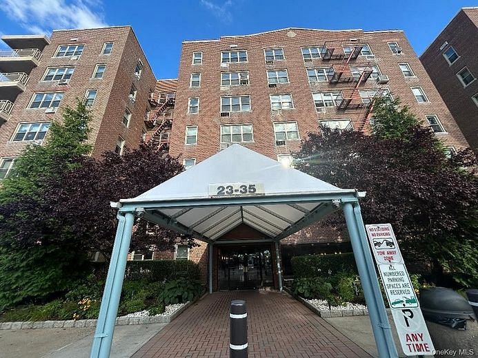 23-35 Bell Boulevard #3H