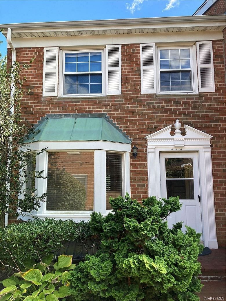 23-48 Corporal Kennedy Street #71