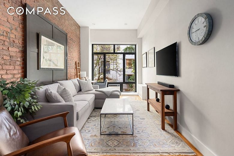 23 East 10th Street #3C