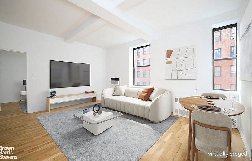 23 East 10th Street #518