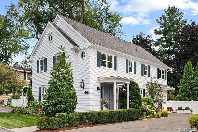 23 Fairlawn Street