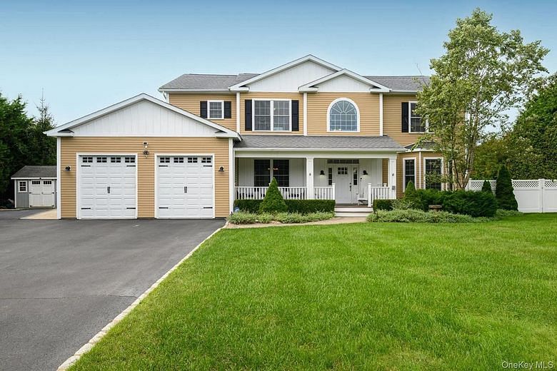 23 Knollwood Drive