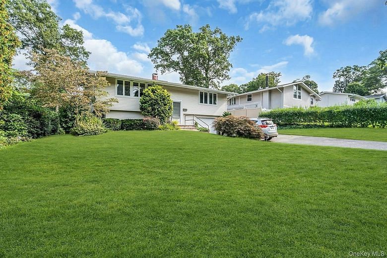 23 Redleaf Lane