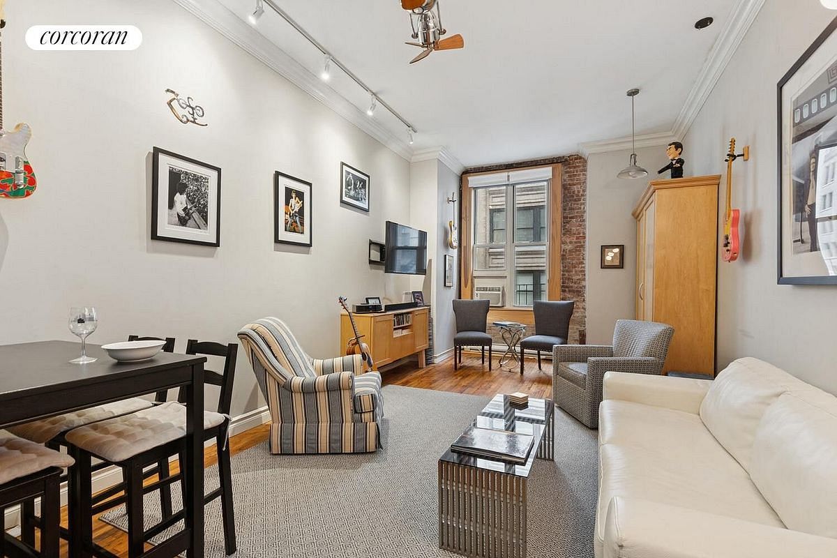Image 1 of 5 for 23 Waverly Place #4R in Manhattan, New York, NY, 10003