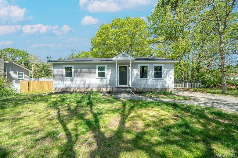 23 Wheat Path Road W