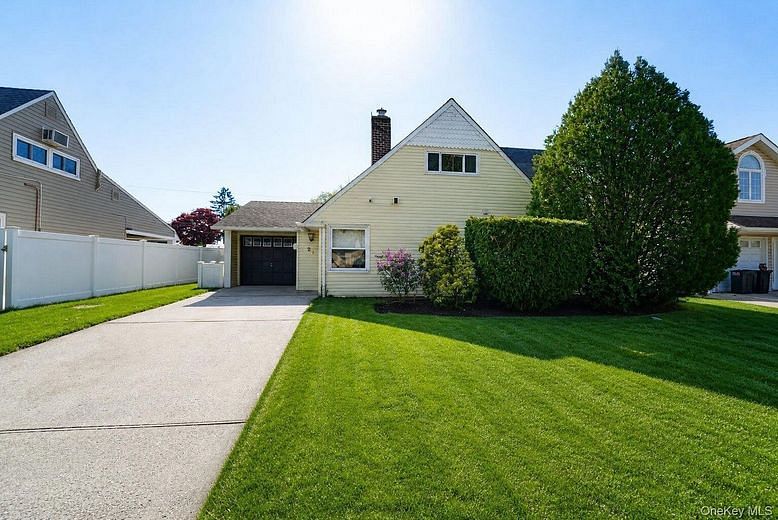 23 Wildwood Lane