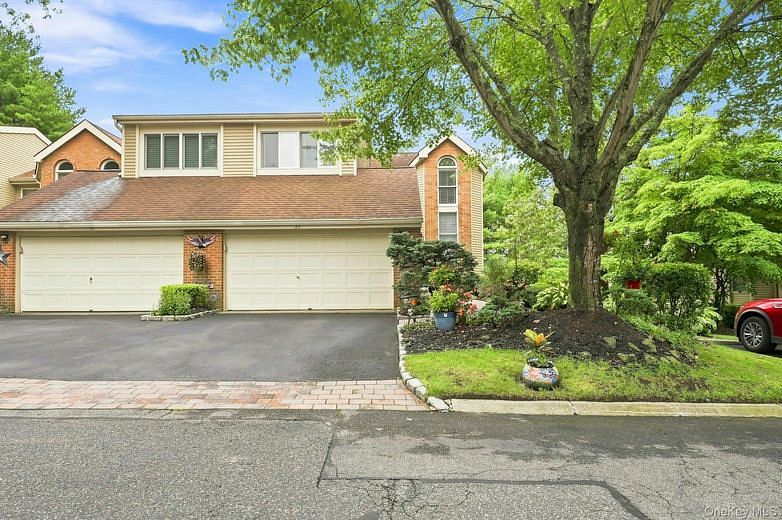 23 Willow Ridge Drive