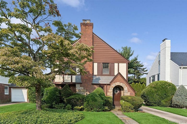 23 Wisteria Avenue