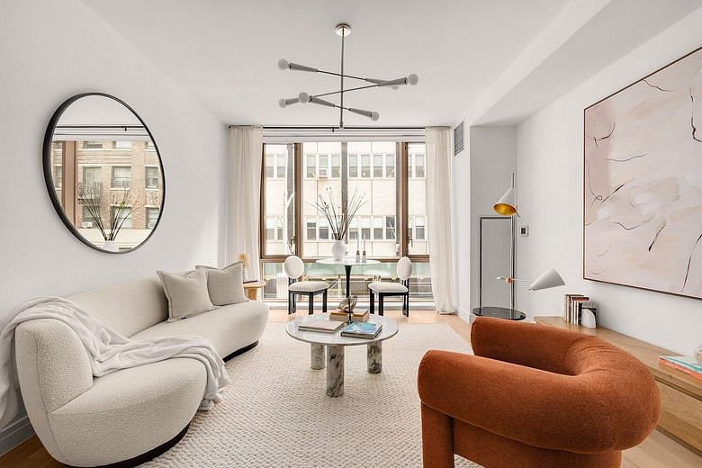 230 East 20th Street #44