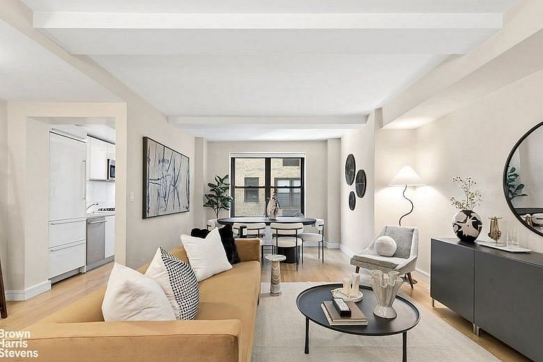 230 Riverside Drive #4B