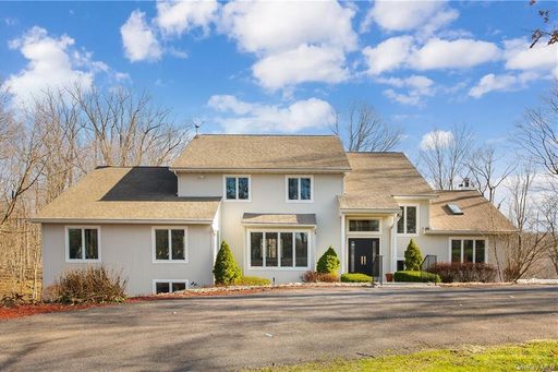 Image 1 of 36 for 45 Hilltop Lane in Westchester, Thornwood, NY, 10594