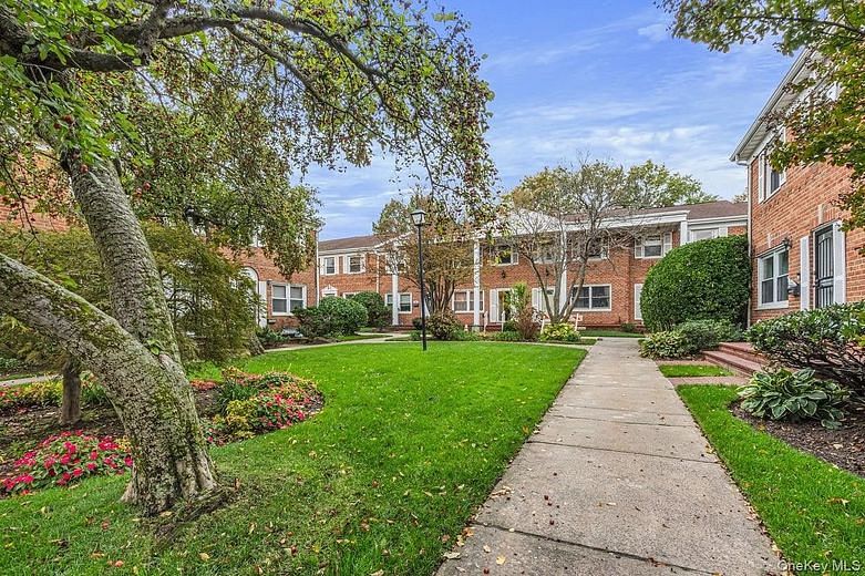 2318 A Corporal Kennedy Street #95