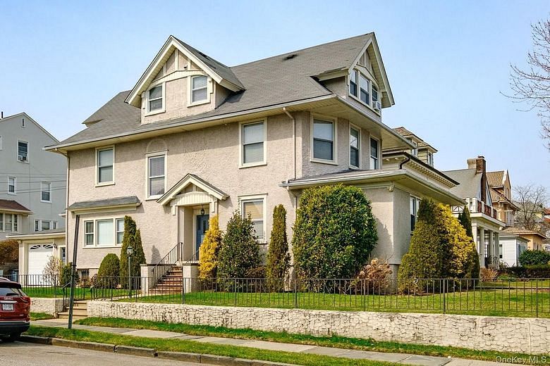 232 Westchester Avenue