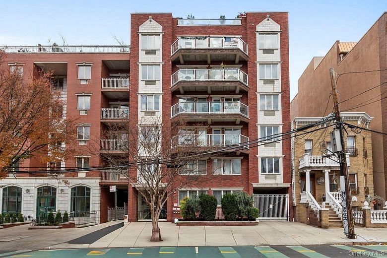 2325 31st Avenue #Penthouse