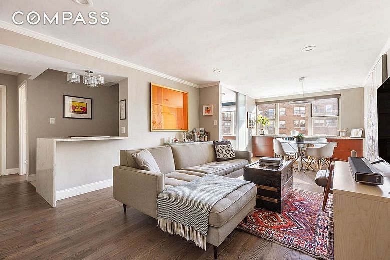 233 East 70th Street #17T