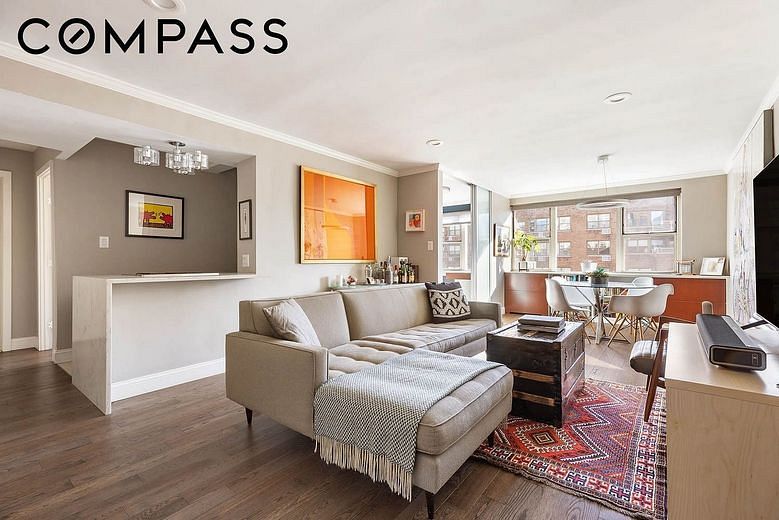 233 East 70th Street #17T