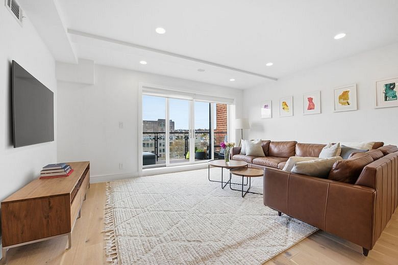 233 Ocean Parkway #7A