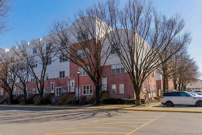 233 Sunset Boulevard #9233F