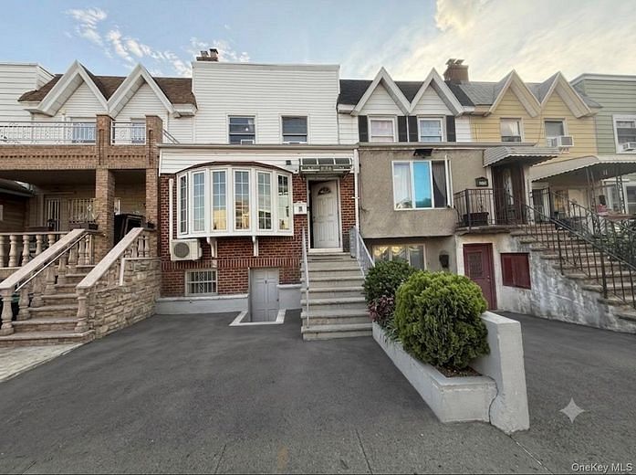 234 Dahill Road