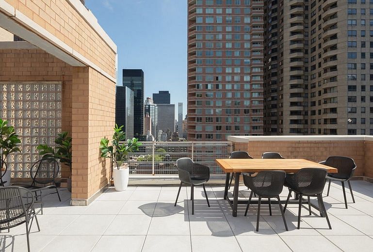 234 East 46th Street #PH2102