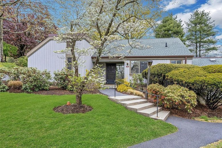 234 Heritage Hills #A