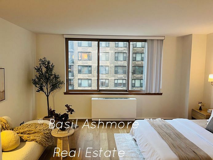 235 East 40th Street #9J