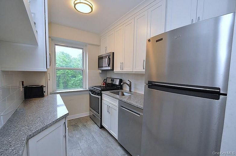 235 Garth Road #A5B