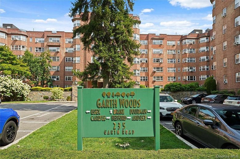 235 Garth Road #E1G