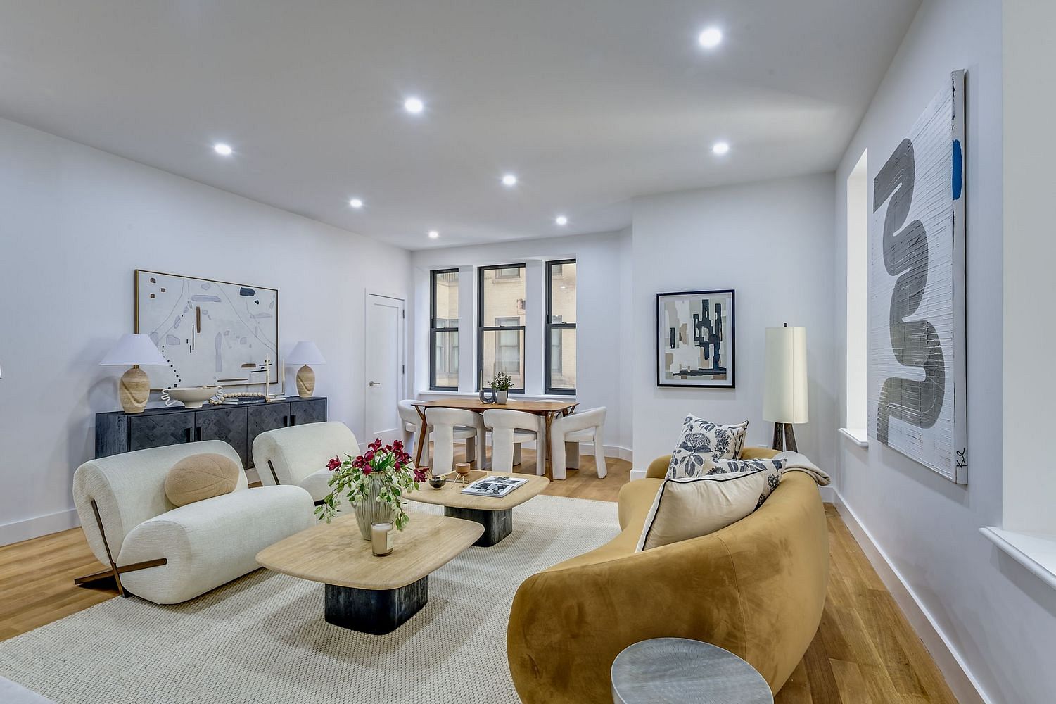 Image 1 of 10 for 235 West 75th Street #221 in Manhattan, NY, 10023