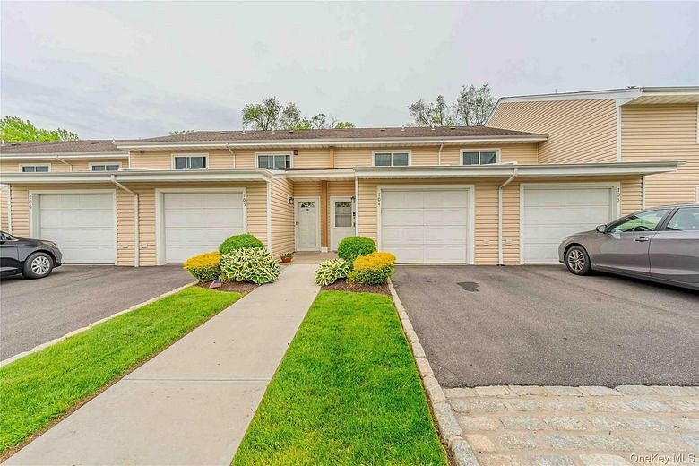 2355 Pershing Boulevard #704
