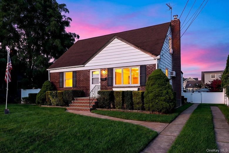 2357 Atlantic Boulevard