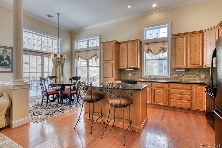 236 Encore Boulevard