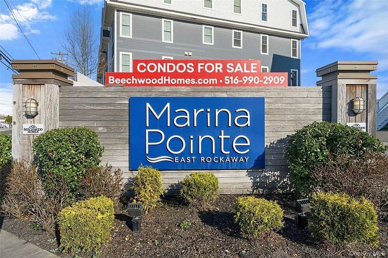 237 Marina Pointe Drive #237