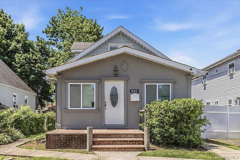 237 Rhodes Avenue