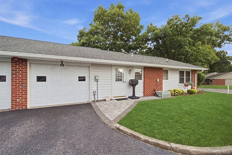 238 Blackpool Court #A