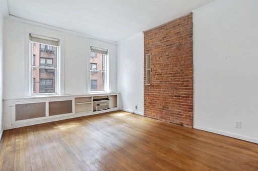 Image 1 of 10 for 238 East 84th Street #2B in Manhattan, New York, NY, 10028