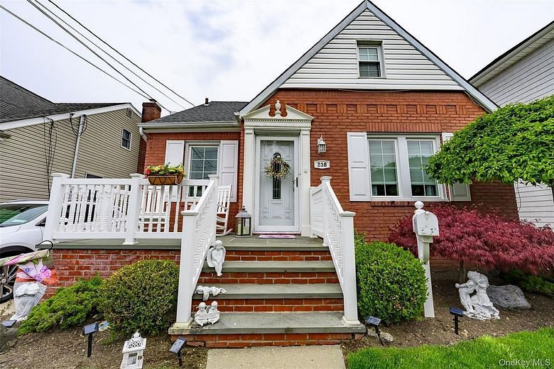 238 James Street
