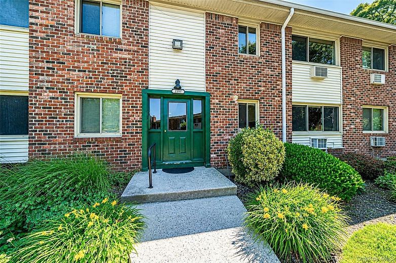 2397 Union Blvd #8a