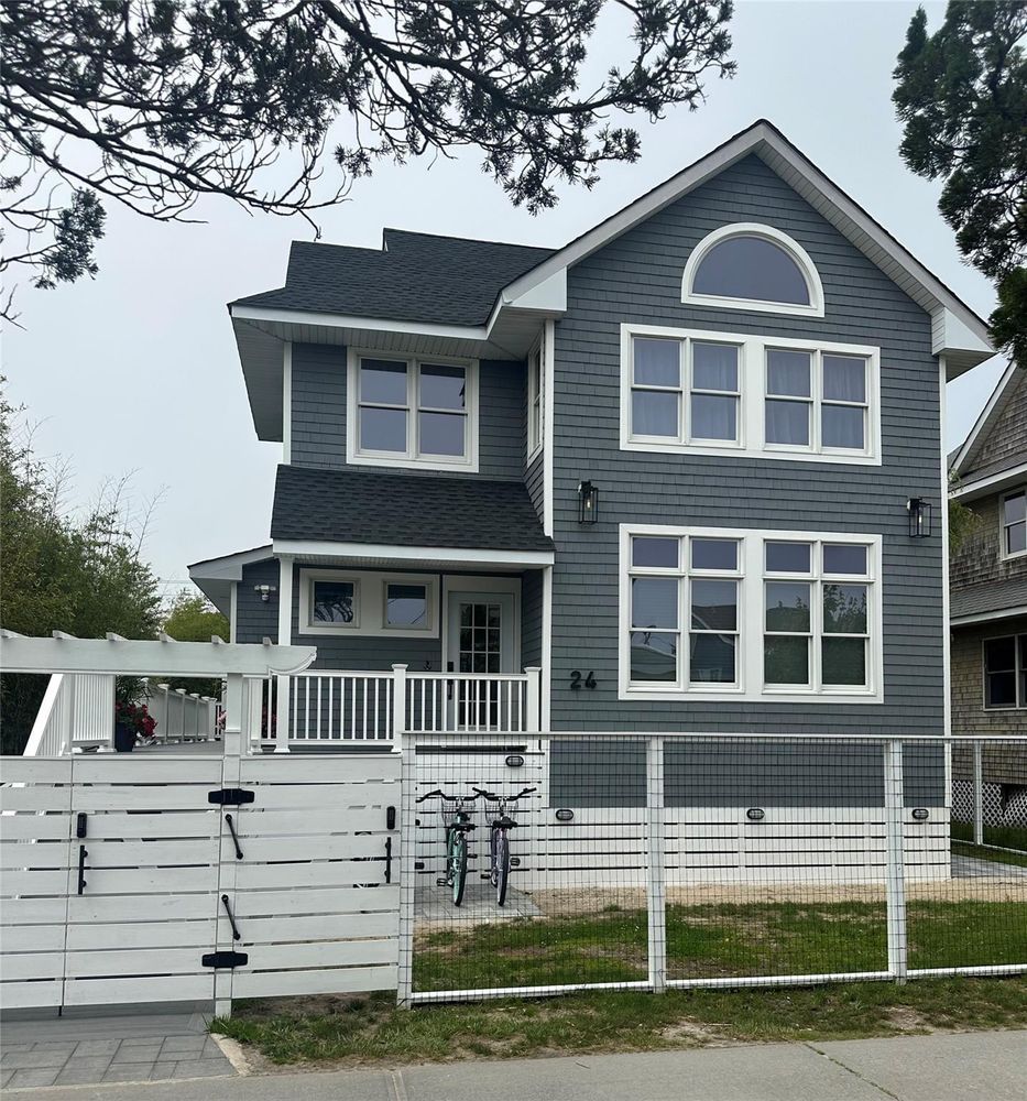 Image 1 of 13 for 24 Bungalow Walk in Long Island, Ocean Beach, NY, 11770