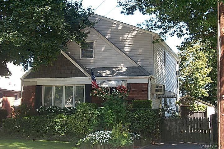 24 Fieldston Street