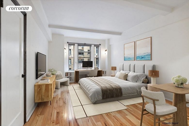 24 Fifth Avenue #921