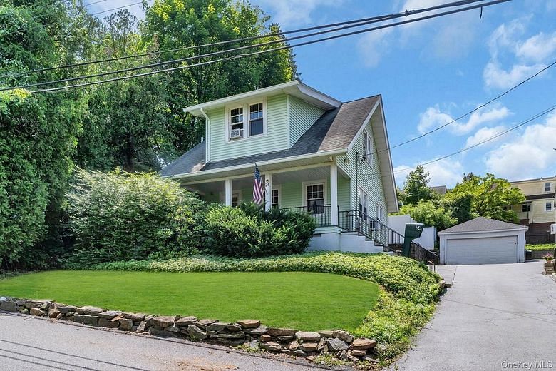 24 Howard Avenue