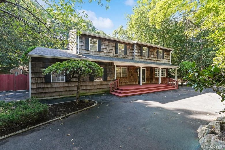 24 Kastal Drive