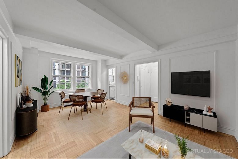 24 Monroe Place #2B