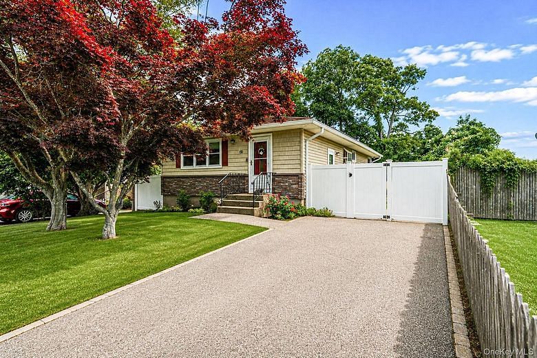 24 trafalgar Drive