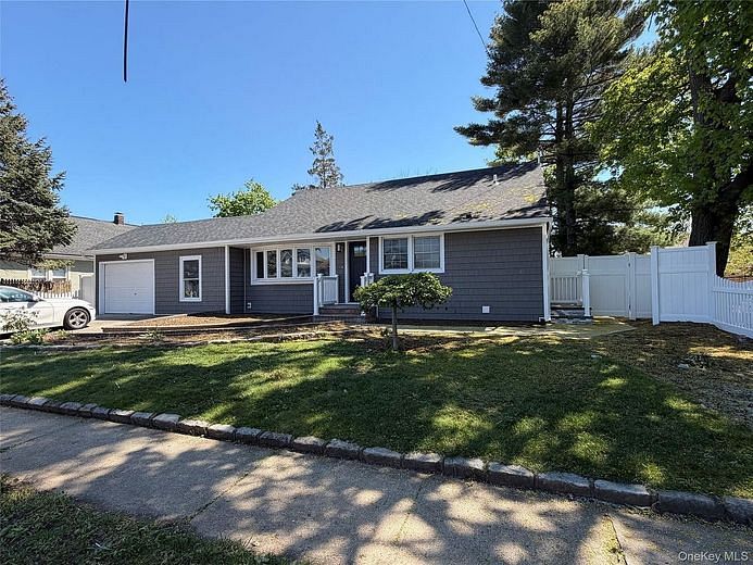 24 Underhill Avenue