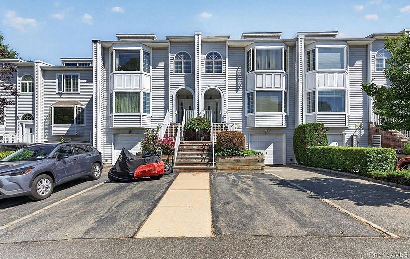240-17A Oak Park Drive #73A